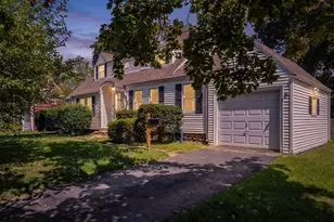 515 Lake Ave, Worcester, MA 01604 - Photo 1