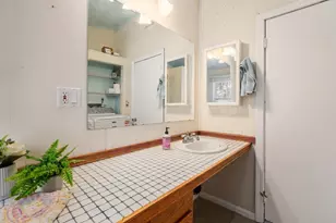 515 Lake Ave, Worcester, MA 01604 - Photo 11