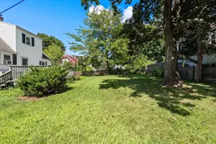 515 Lake St, Worcester, MA 01604 - Photo 25