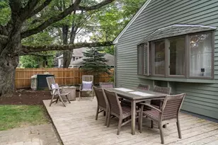 10 Vernon St, Maynard, MA 01754 - Photo 23