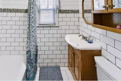 112 Quebec St, Lowell, MA 01852 - Photo 13