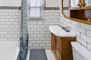 112 Quebec St, Lowell, MA 01852 - Photo 13