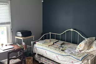 16 Kaveney St, Chicopee, MA 01020 - Photo 17