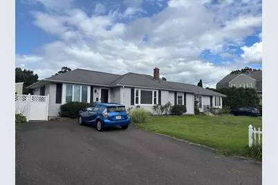 16 Kaveney St, Chicopee, MA 01020 - Photo 1