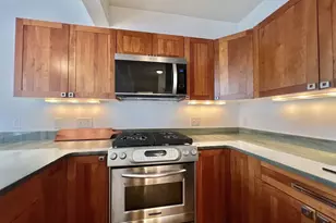 432 Norfolk St, Somerville, MA 02143 - Photo 1