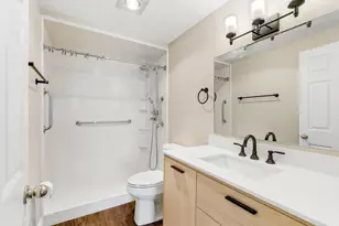 100 Cove Way, Quincy, MA 02169 - Photo 17