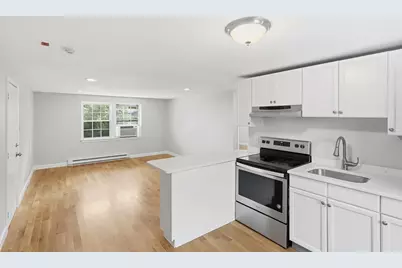 23 Frank St #6, Dracut, MA 01826 - Photo 7