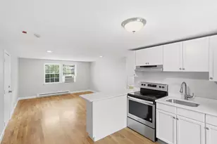 23 Frank St, Dracut, MA 01826 - Photo 7
