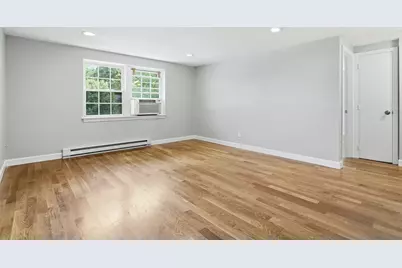 23 Frank St #6, Dracut, MA 01826 - Photo 3