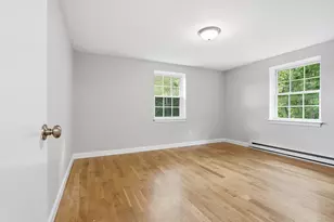 23 Frank St, Dracut, MA 01826 - Photo 9