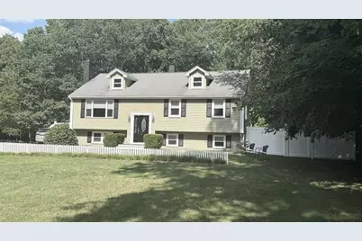 258 State St, Hanson, MA 02341 - Photo 1