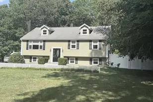 258 State St, Hanson, MA 02341 - Photo 1
