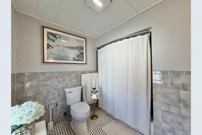6 Mortimer St, Springfield, MA 01109 - Photo 13