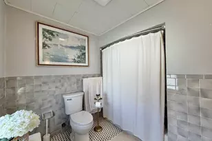 6 Mortimer St, Springfield, MA 01109 - Photo 13