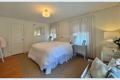 6 Mortimer St, Springfield, MA 01109 - Photo 27