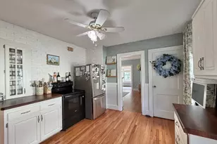 6 Mortimer St, Springfield, MA 01109 - Photo 3