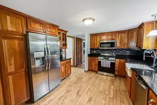 36 Colby Dr, Halifax, MA 02338 - Photo 5