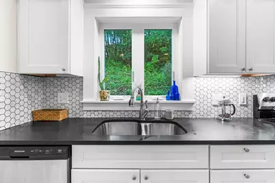 15 S Flagg St, Worcester, MA 01602 - Photo 3