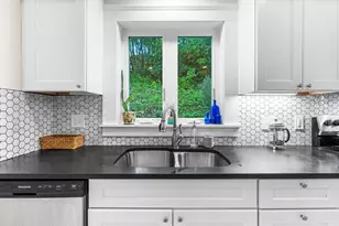 15 S Flagg St, Worcester, MA 01602 - Photo 3
