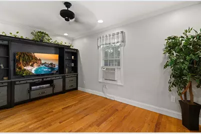 114 Cogswell St, Haverhill, MA 01832 - Photo 5