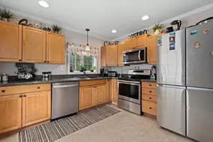 114 Cogswell St, Haverhill, MA 01832 - Photo 11