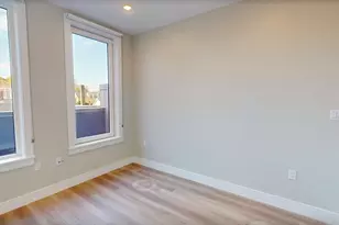 211 Green St, Boston, MA 02130 - Photo 7