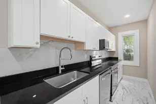 35-37 Ozark St, Springfield, MA 01108 - Photo 7