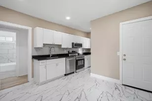 35-37 Ozark St, Springfield, MA 01108 - Photo 5