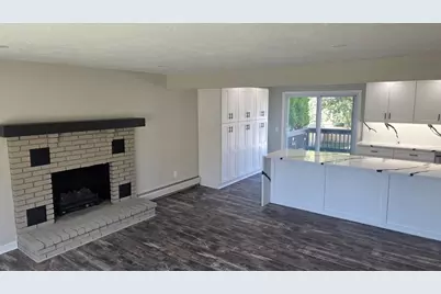 128 Evergreen Dr, Swansea, MA 02777 - Photo 35