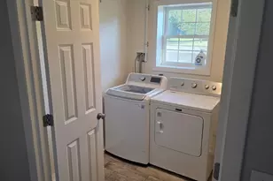 128 Evergreen Dr, Swansea, MA 02777 - Photo 33