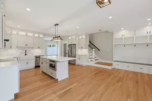 37 Poquanticut Ave, Easton, MA 02356 - Photo 11