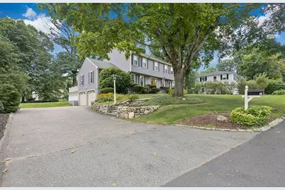 1 Calvin Dr, Milford, MA 01757 - Photo 3