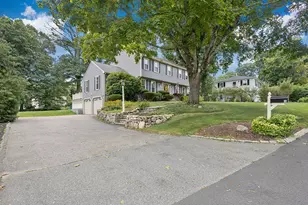 1 Calvin Dr, Milford, MA 01757 - Photo 3