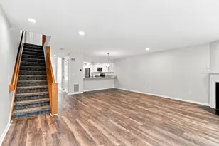 78 Pointe Rok Dr, Worcester, MA 01604 - Photo 5