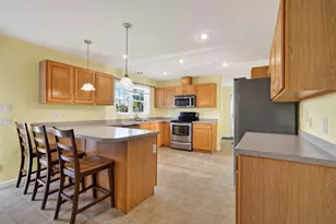 36 McIntyre Rd, Oxford, MA 01537 - Photo 7