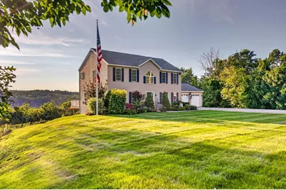 36 McIntyre Rd, Oxford, MA 01537 - Photo 1