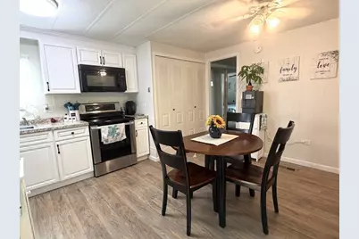 39 First Ave, Westfield, MA 01085 - Photo 23