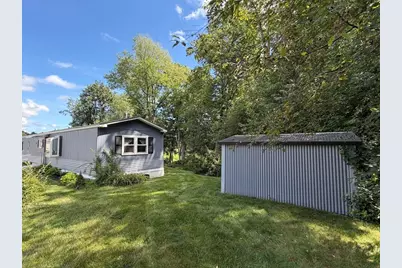 39 First Ave, Westfield, MA 01085 - Photo 5