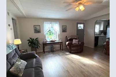 39 First Ave, Westfield, MA 01085 - Photo 13