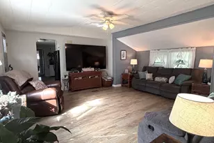 39 1st Ave, Westfield, MA 01085 - Photo 15