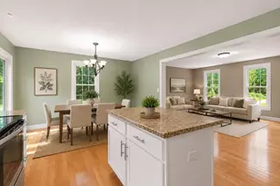 9 Shamrock Ln, Lakeville, MA 02347 - Photo 5