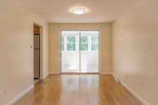 21 Debra Ln, Framingham, MA 01701 - Photo 5
