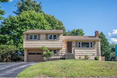 21 Debra Ln, Framingham, MA 01701 - Photo 1