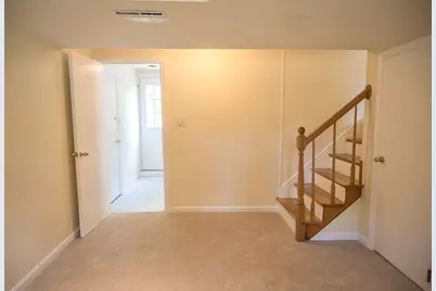21 Debra Ln, Framingham, MA 01701 - Photo 19