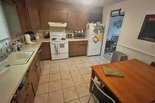 263 South St, Holliston, MA 01746 - Photo 11