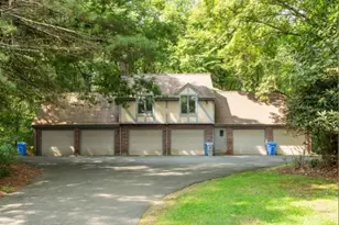 263 South St, Holliston, MA 01746 - Photo 5