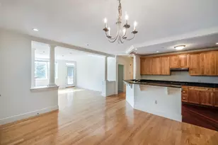 122 Johnson Woods Dr, Reading, MA 01867 - Photo 3