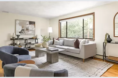 58 Albemarle Rd, Waltham, MA 02452 - Photo 3