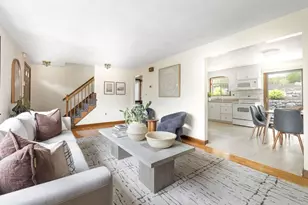 58 Albemarle Rd, Waltham, MA 02452 - Photo 5