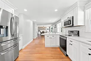 19 Locust Rd, Cohasset, MA 02025 - Photo 7